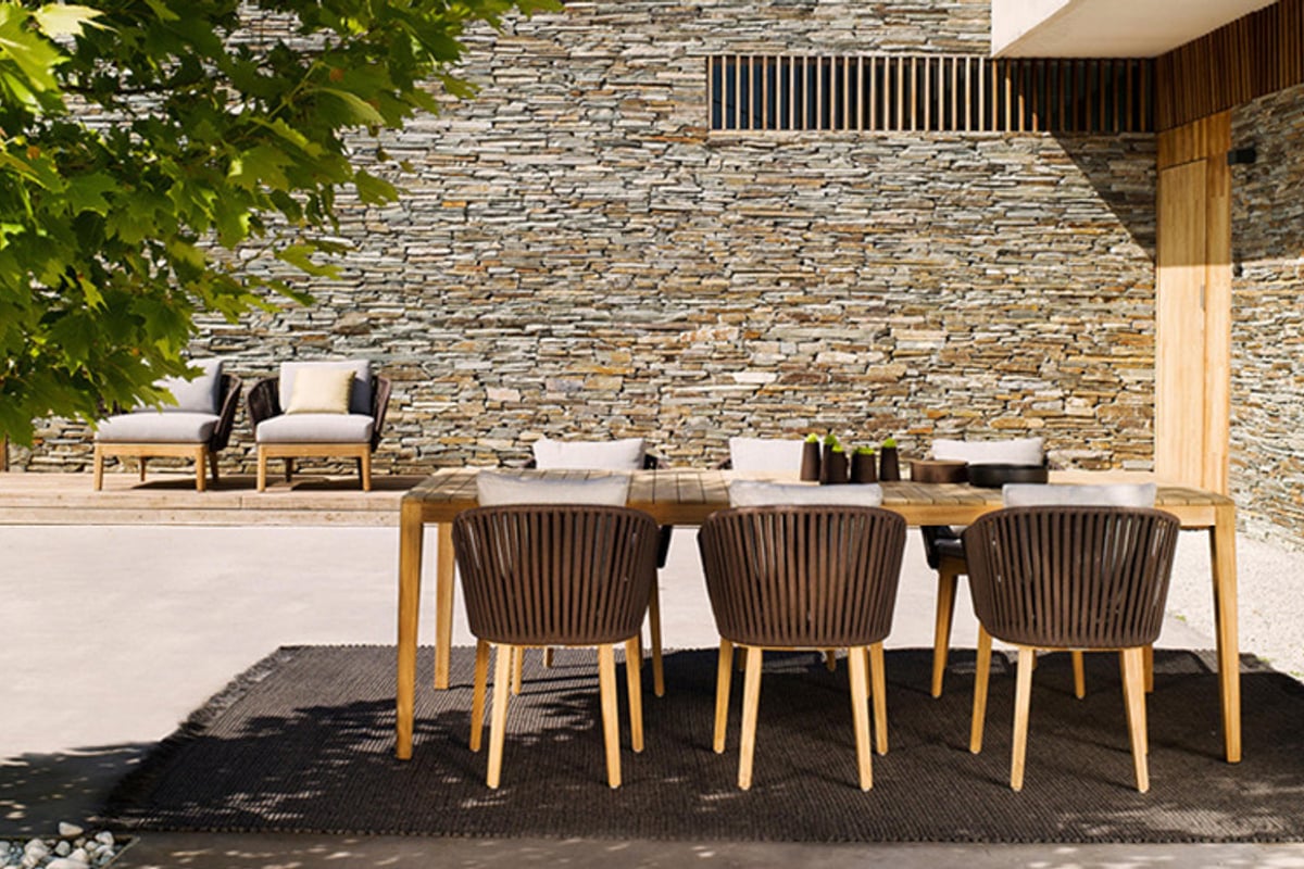 Outdoor Dining Table & Chairs Set - Hong Kong Outdoor Furniture